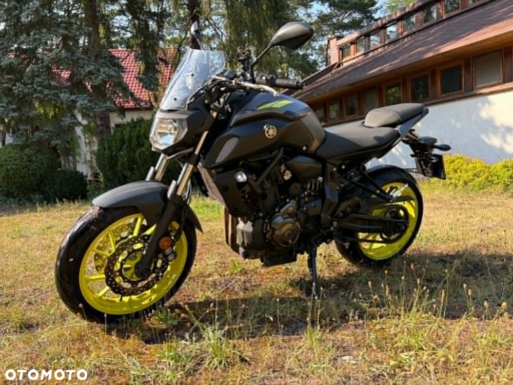 Yamaha MT - 1