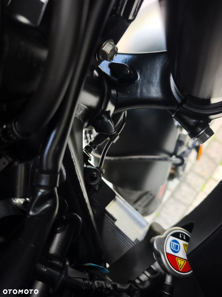Honda CBR - 29