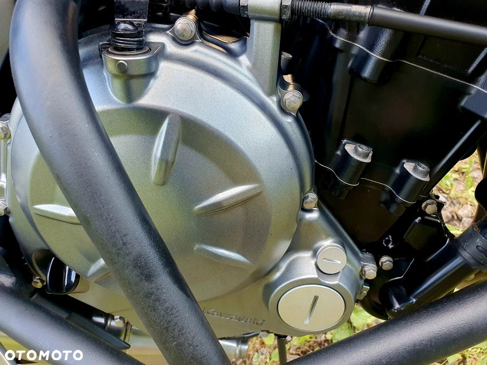 Kawasaki Z 650 - 12