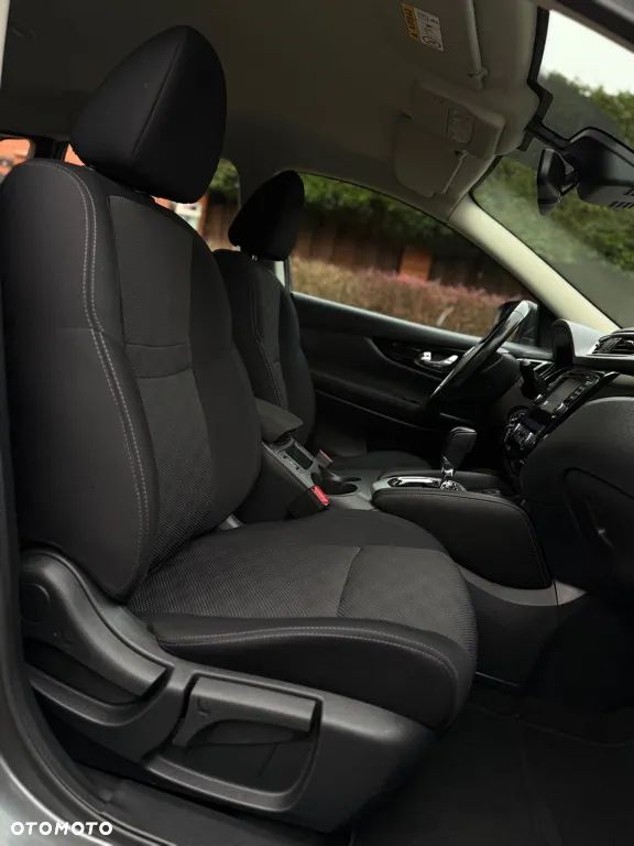 Nissan Qashqai 1.2 DIG-T Xtronic TEKNA - 33