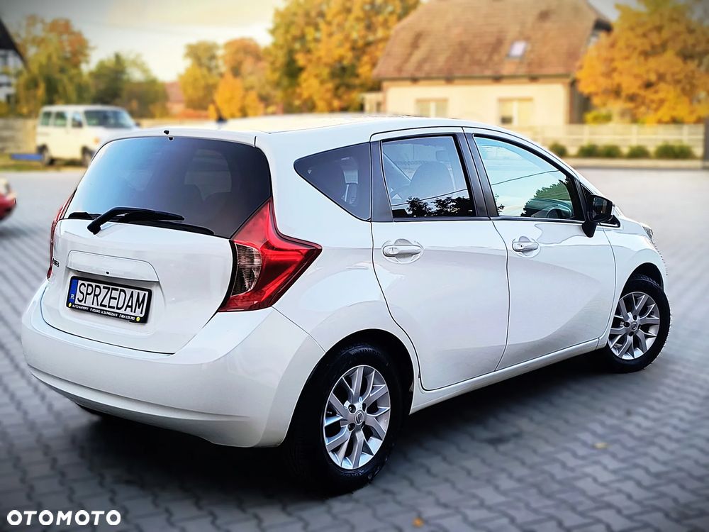Nissan Note 2014 photo 4