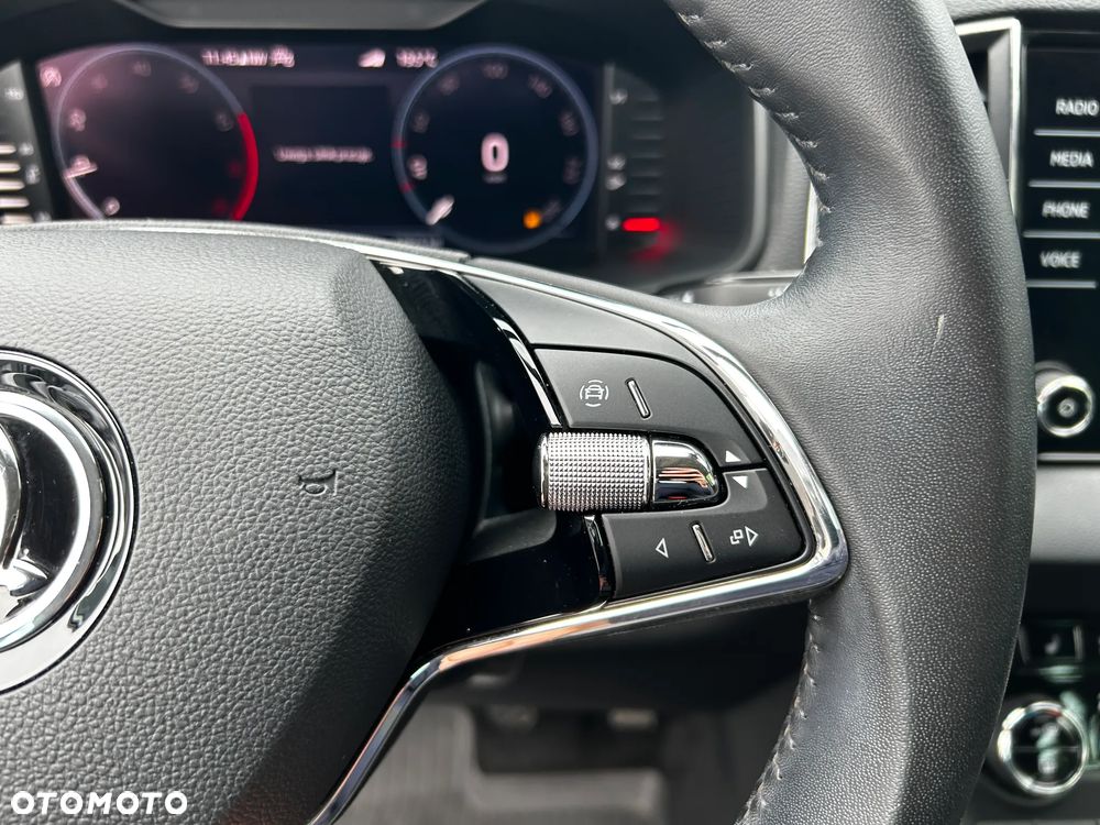 Skoda Karoq 1.5 TSI ACT GPF 4x2 Style - 16