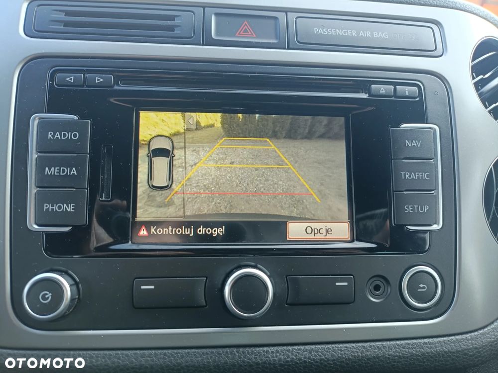 Volkswagen Tiguan 2.0 TDI DPF BlueMotion Technology Lounge Sport & Style - 13