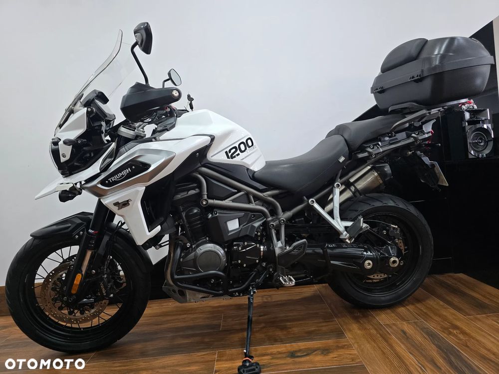 Triumph Tiger - 34