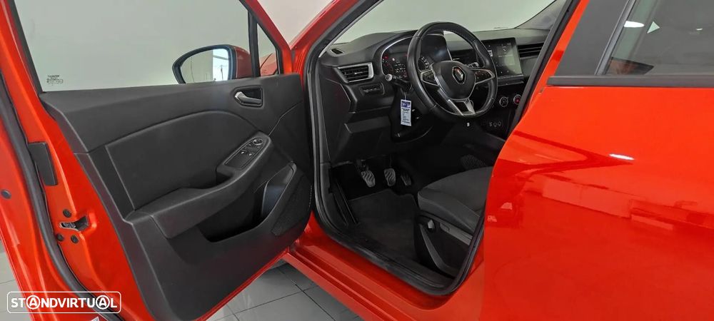 Renault Clio 1.0 TCe Exclusive - 16