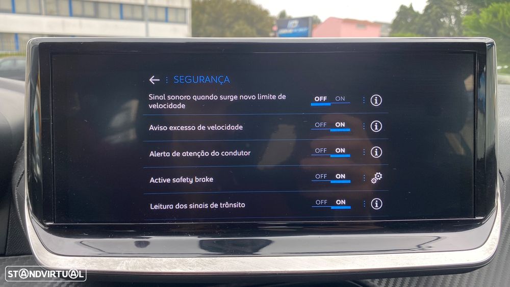 Peugeot 208 1.2 PureTech Active - 43