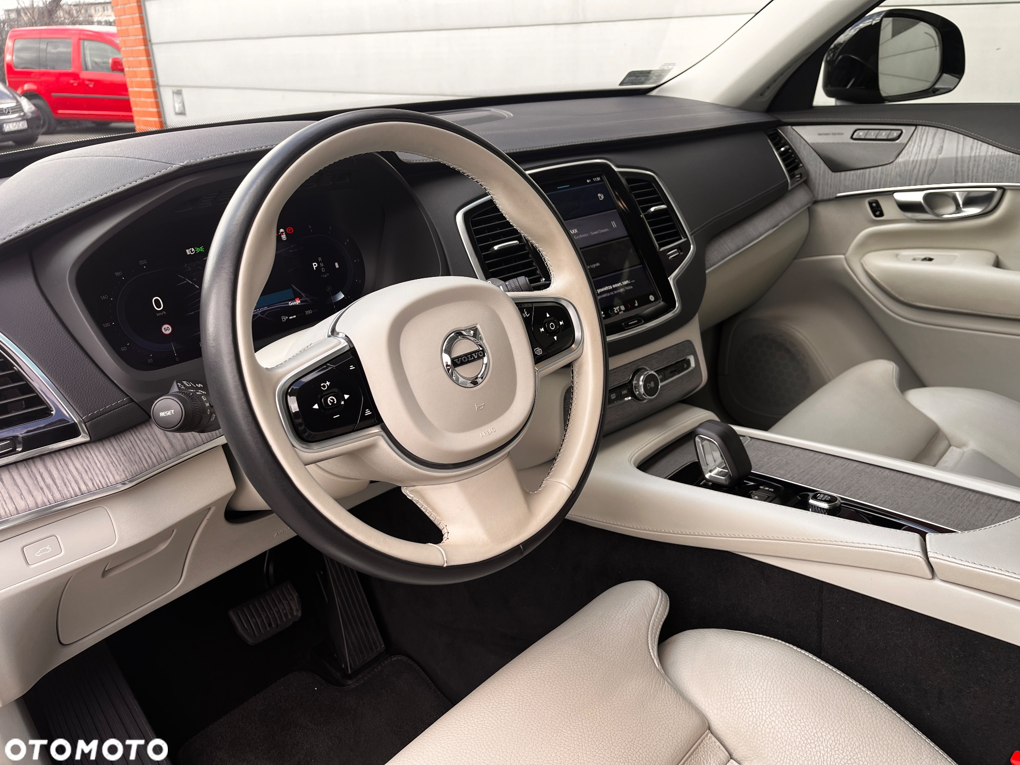 Volvo XC 90 - 26
