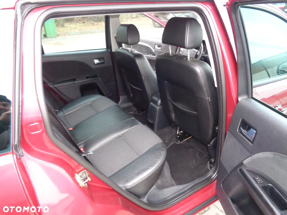 Ford Mondeo 2.0 Ghia Executive - 25