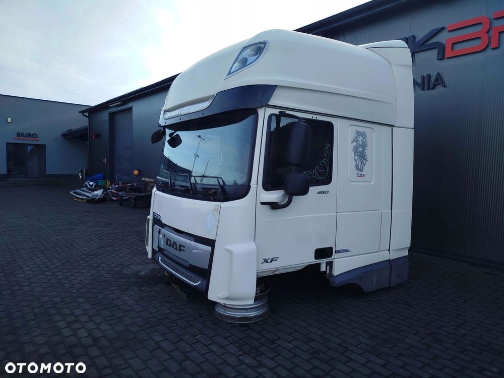 KABINA DAF XF 106 LIFT - 7