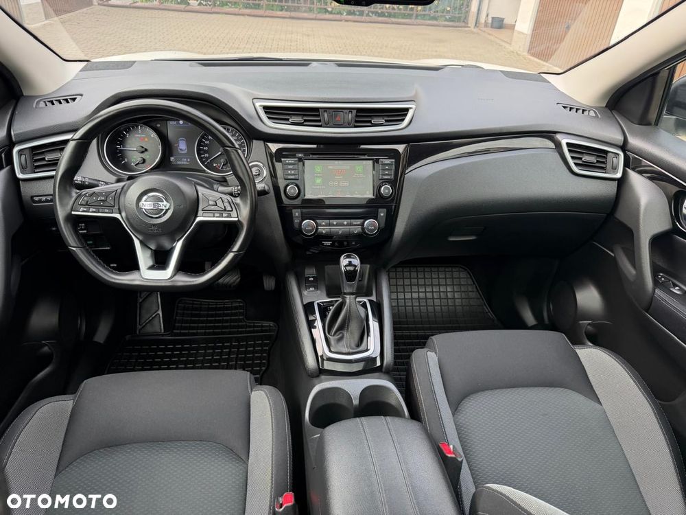 Nissan Qashqai 1.5 dCi DCT TEKNA+ - 6