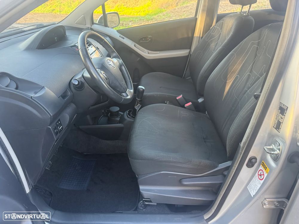 Toyota Yaris 1.0 VVT-i Comfort - 8