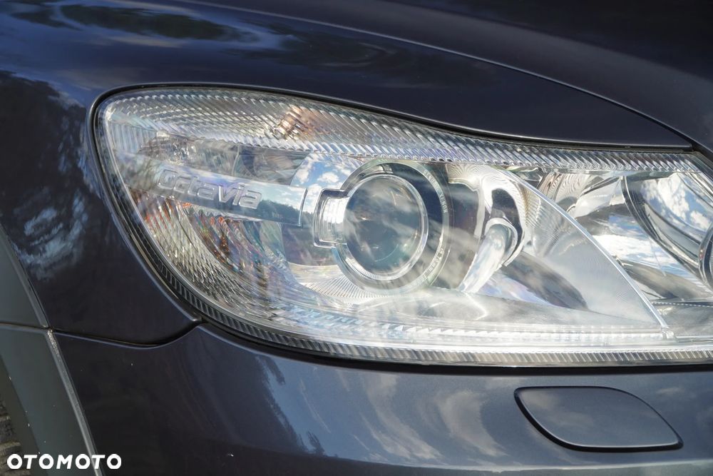 Skoda Octavia Scout 2.0 TDI DPF DSG - 17