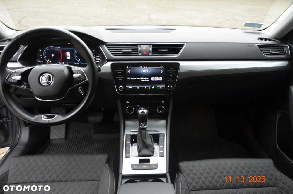 Skoda Superb 2.0 TDI SCR Ambition DSG - 17