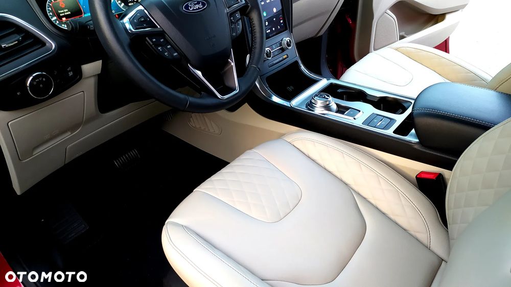 Ford Edge - 24