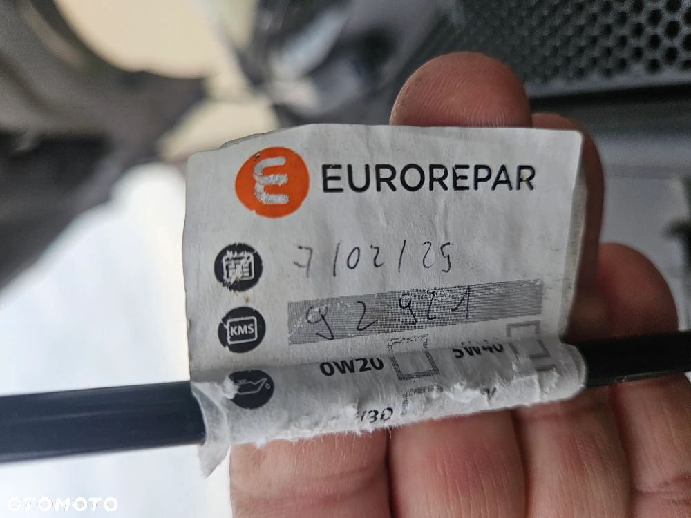 Peugeot 2008 1.5 BlueHDi GT Line S&S - 25