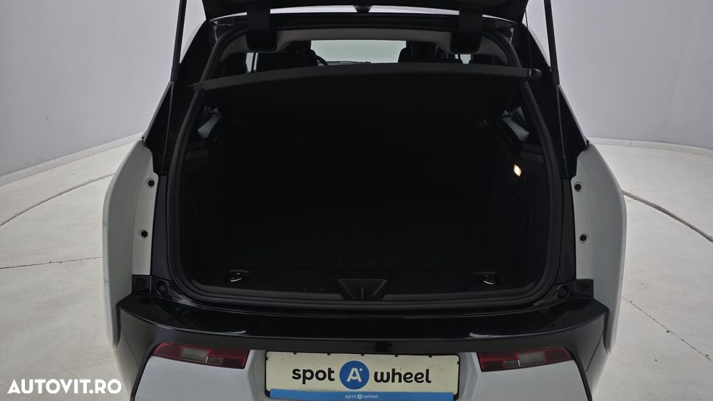 BMW i3 - 24