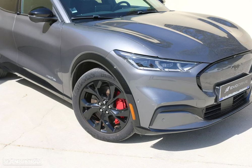 Ford Mustang Mach-E Premium AWD - 6