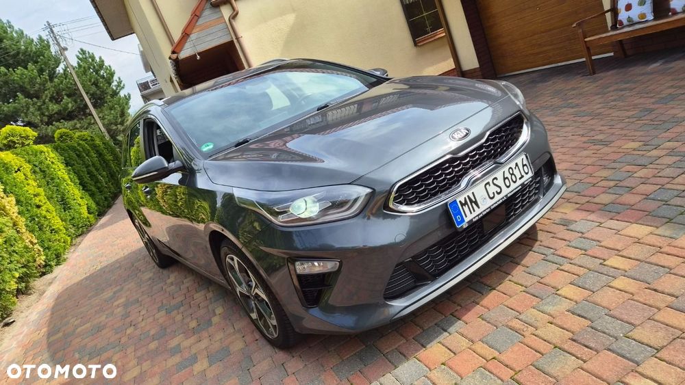 Kia Ceed 1.6 CRDi Vision - 11