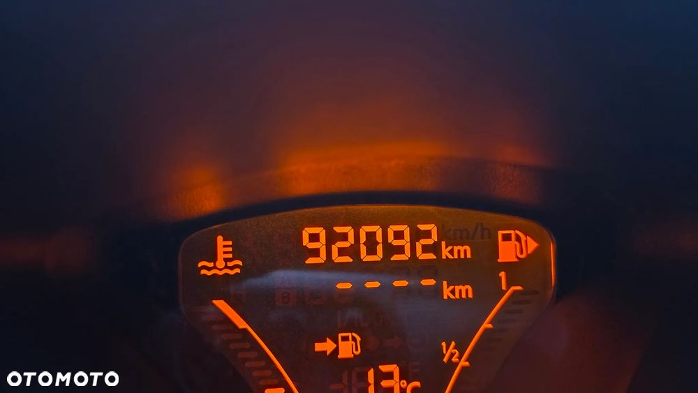 Nissan Juke 1.6 Xtronic Acenta - 20