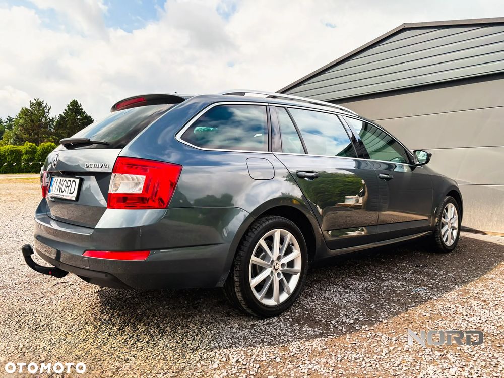 Skoda Octavia 1.6 TDI (Green tec) DSG Style - 10