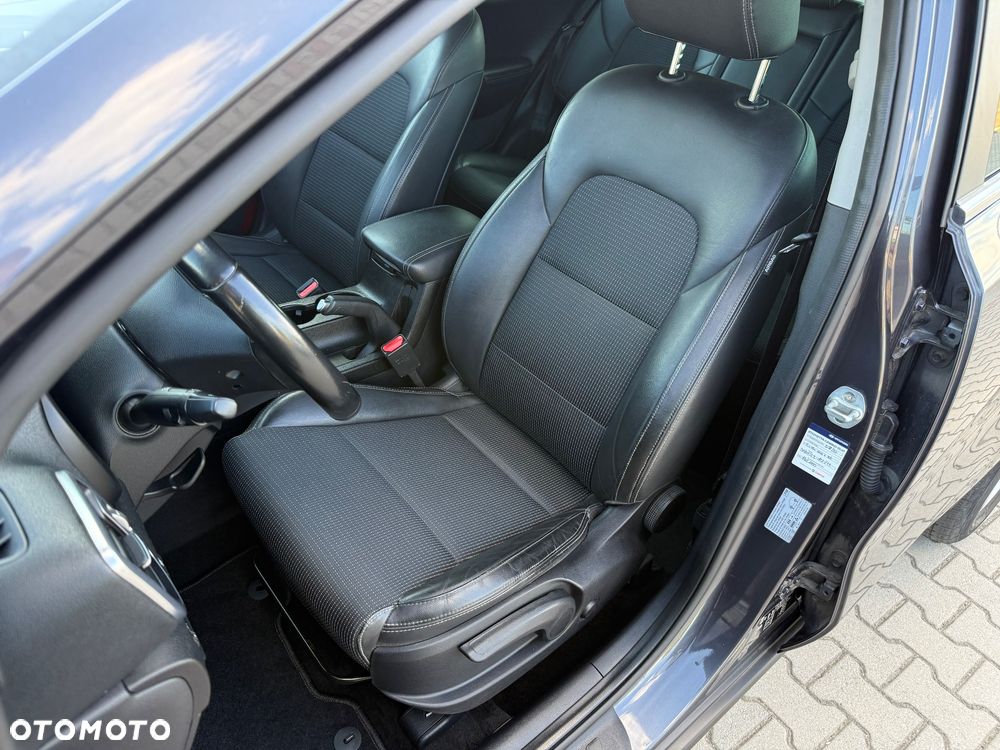 Kia Sportage 1.7 CRDI 2WD ISG Spirit - 24