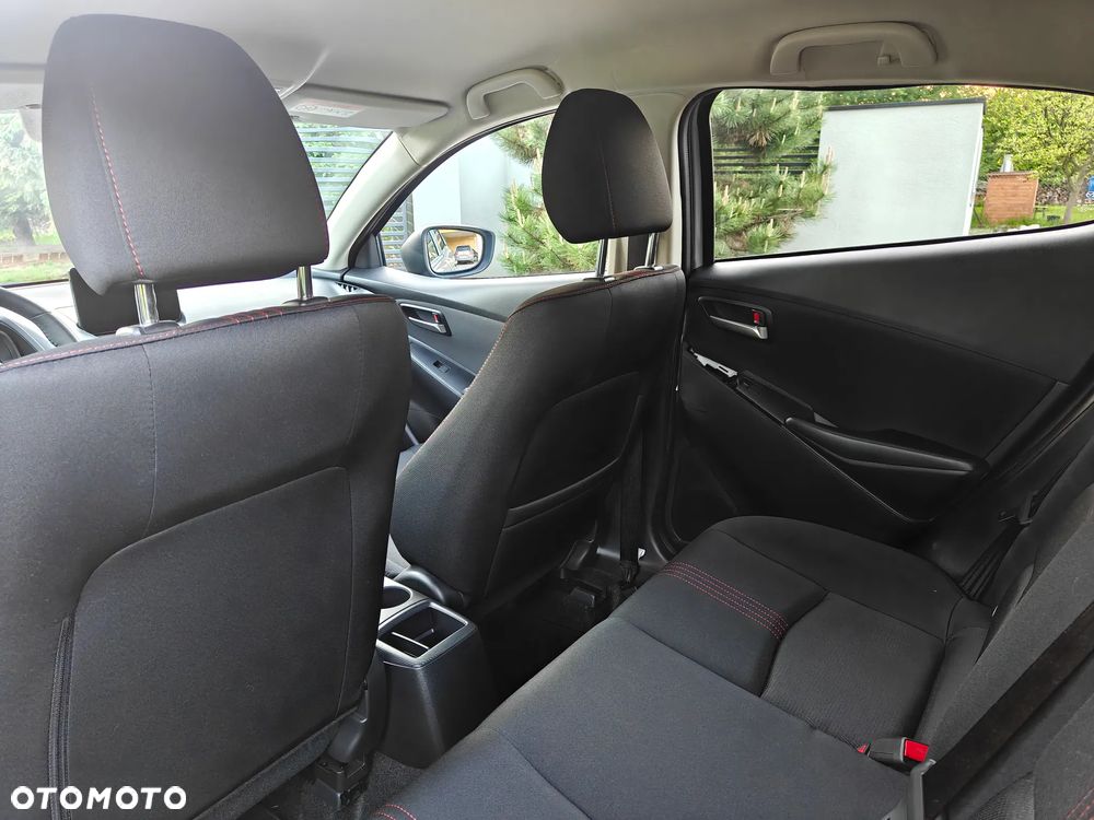 Mazda 2 SKYACTIV-G 90 Homura - 32