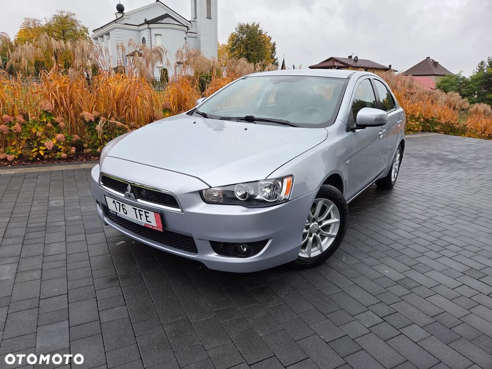 Mitsubishi Lancer Sportback 1.6 ClearTec - 1