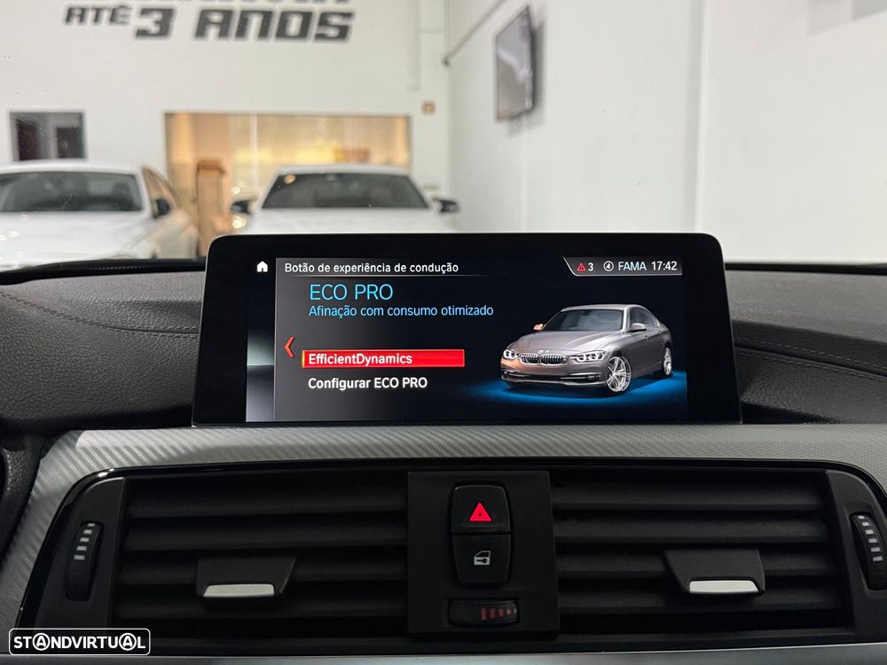 BMW 320 i Pack M Auto - 38