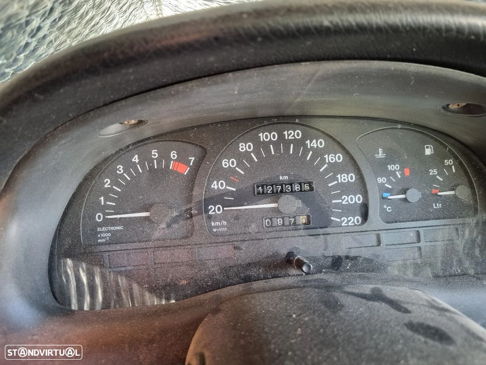 Opel Astra — photo 2