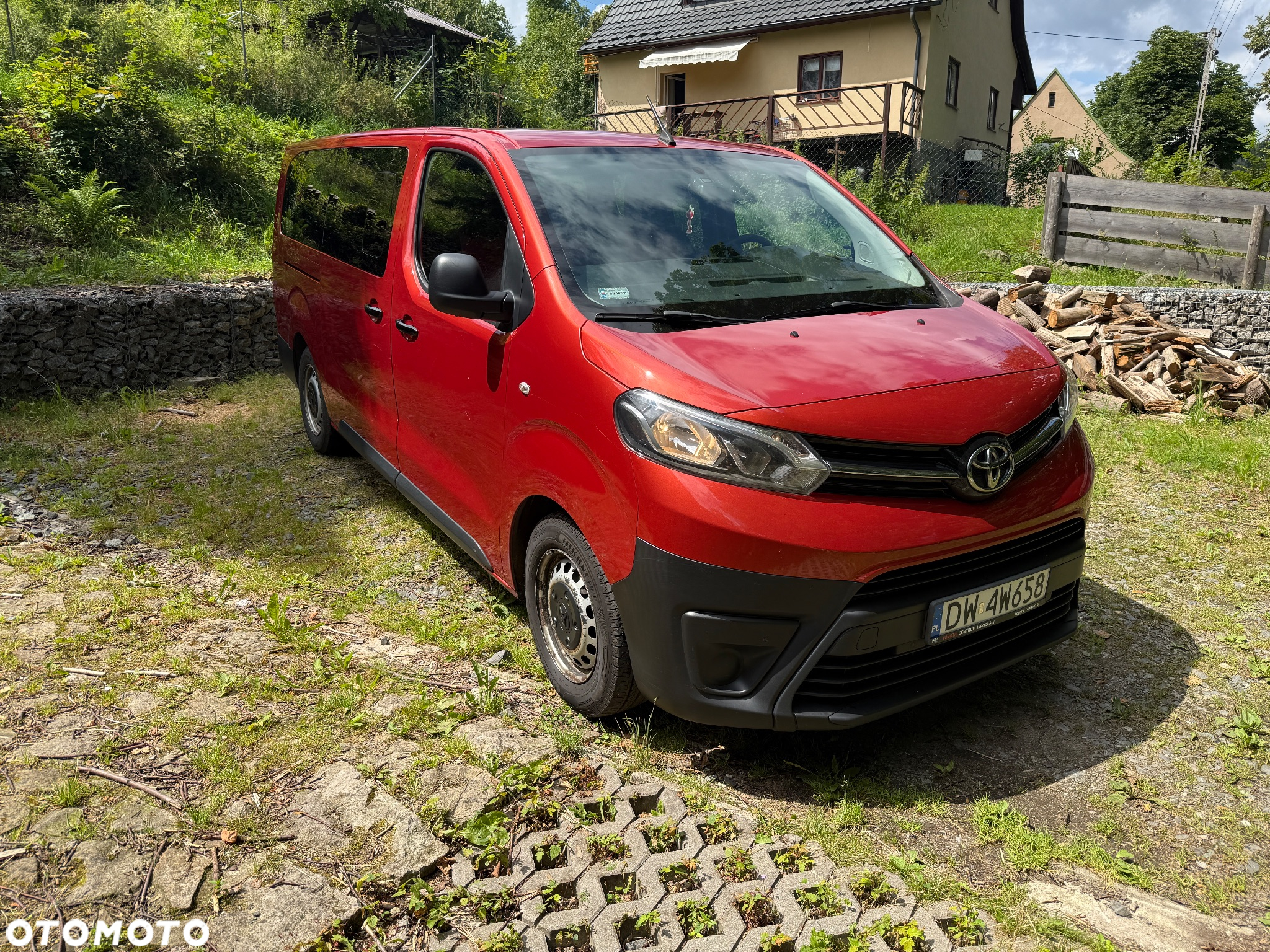 Toyota ProAce Kombi 2.0 D-4D Long 2,8t - 2