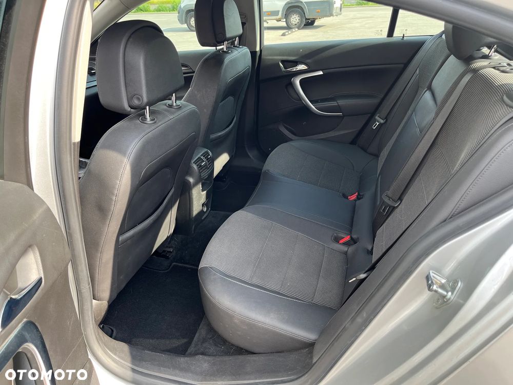 Opel Insignia 2.0 CDTI Cosmo - 11