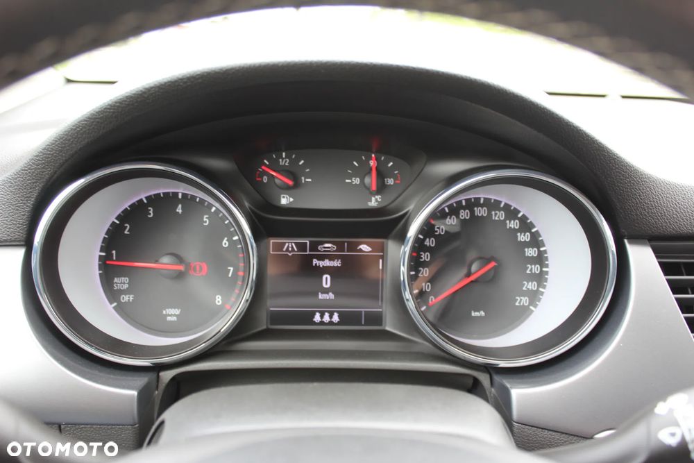 Opel Astra 1.4 Turbo Edition - 26