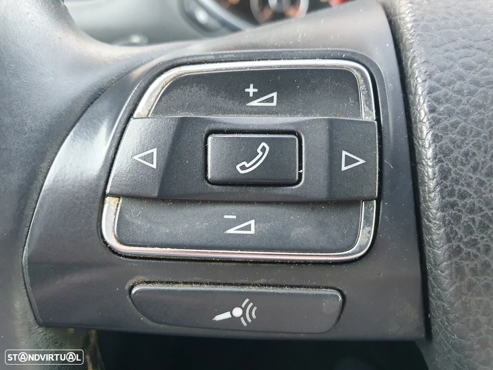 VW Golf 1.6 TDi Confortline - 9