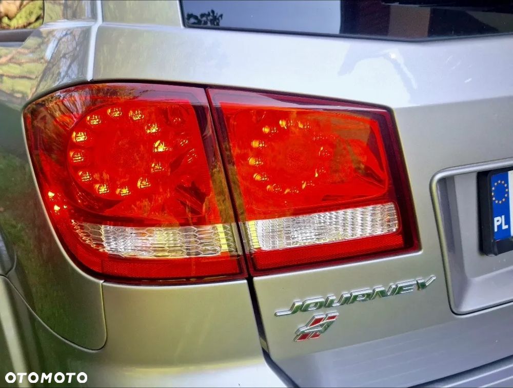 Dodge Journey - 8