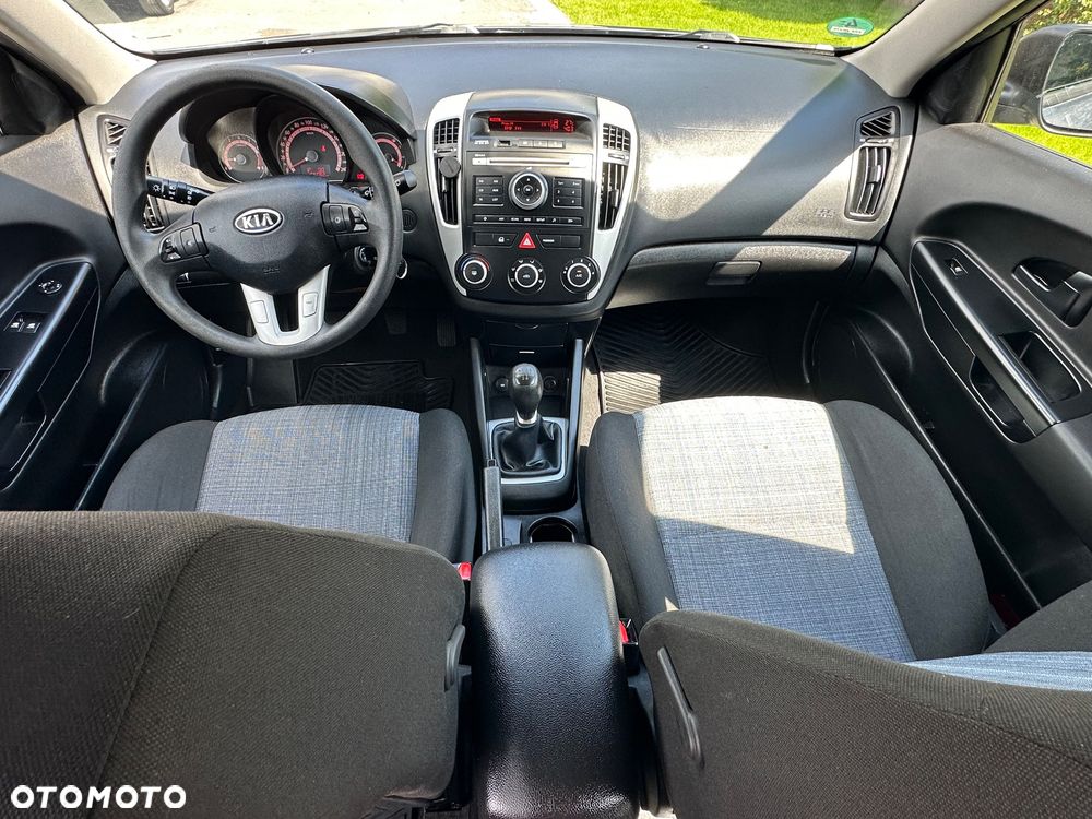 Kia Ceed 1.4 CVVT Spirit - 8