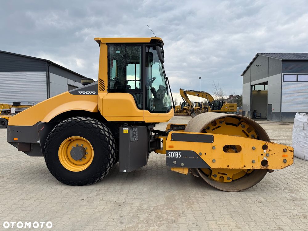 Volvo SD135 , BW213 , H13i - 4