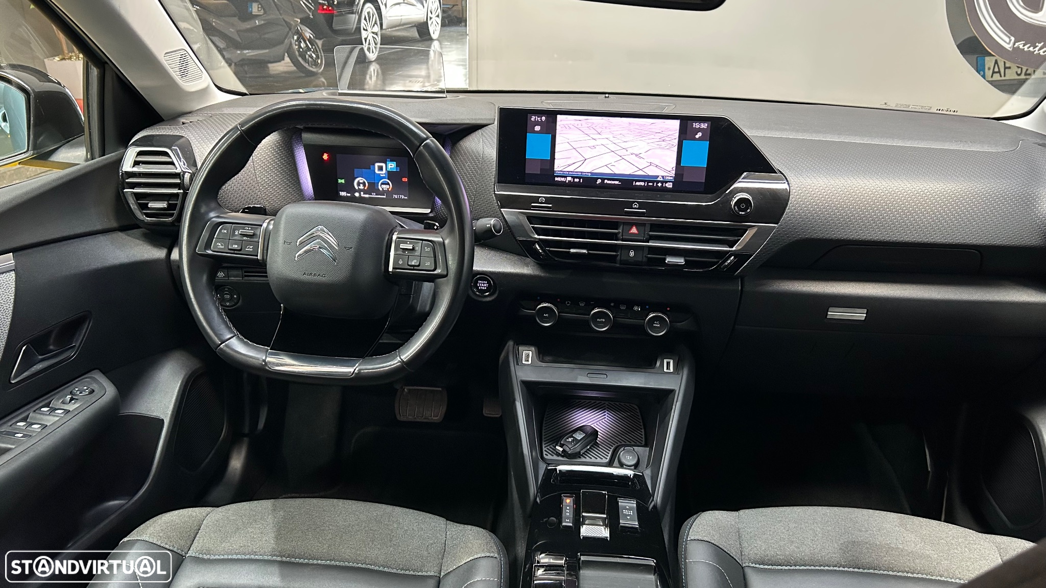 Citroën C4 1.2 PureTech Shine Pack EAT8 - 8
