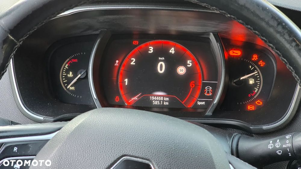 Renault Megane Grandtour ENERGY TCe 130 BOSE EDITION - 31