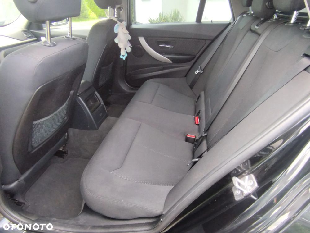 BMW Seria 3 - 13