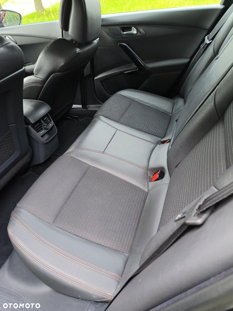 Peugeot 508 HDi FAP 160 Active - 11