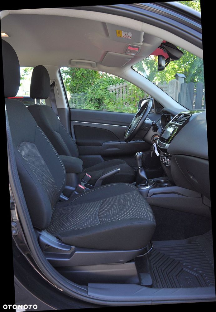Mitsubishi ASX 1.6 Instyle - 22