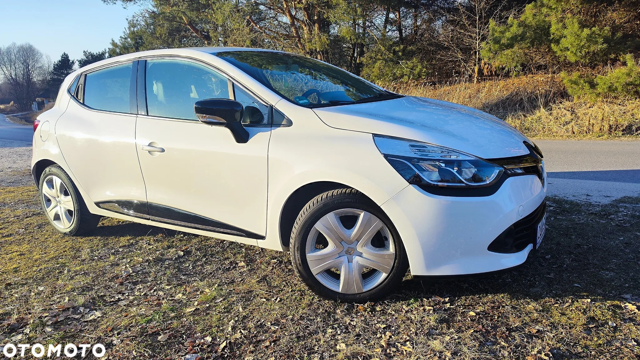 Renault Clio 1.2 16V 75 LIMITED - 5