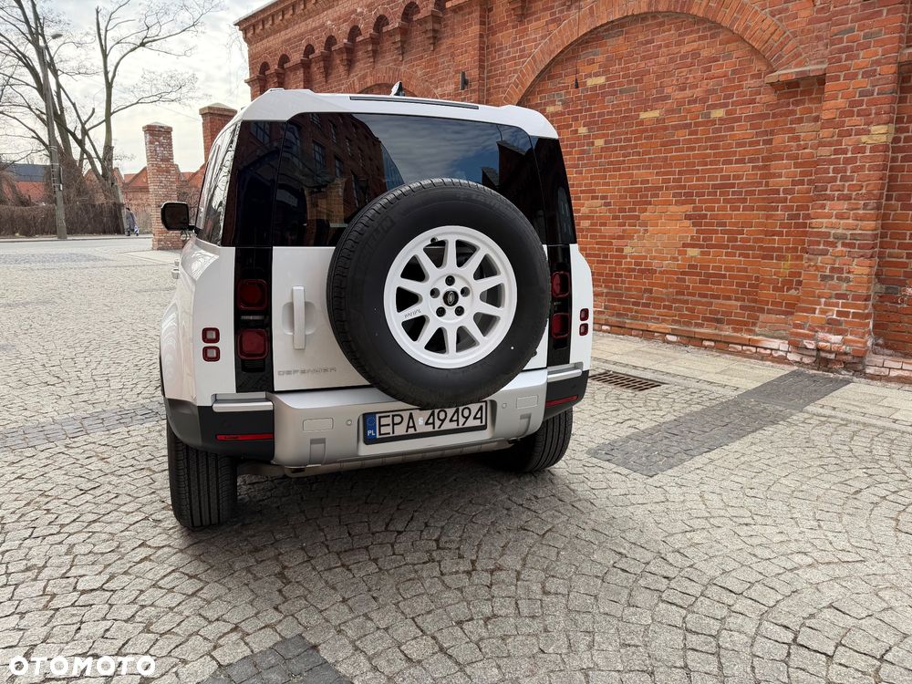 Land Rover Defender 2.0 P300 - 6