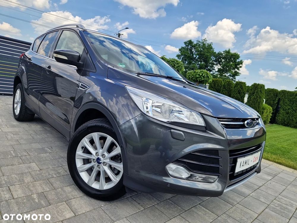 Ford Kuga 2.0 TDCi 2x4 Titanium - 2