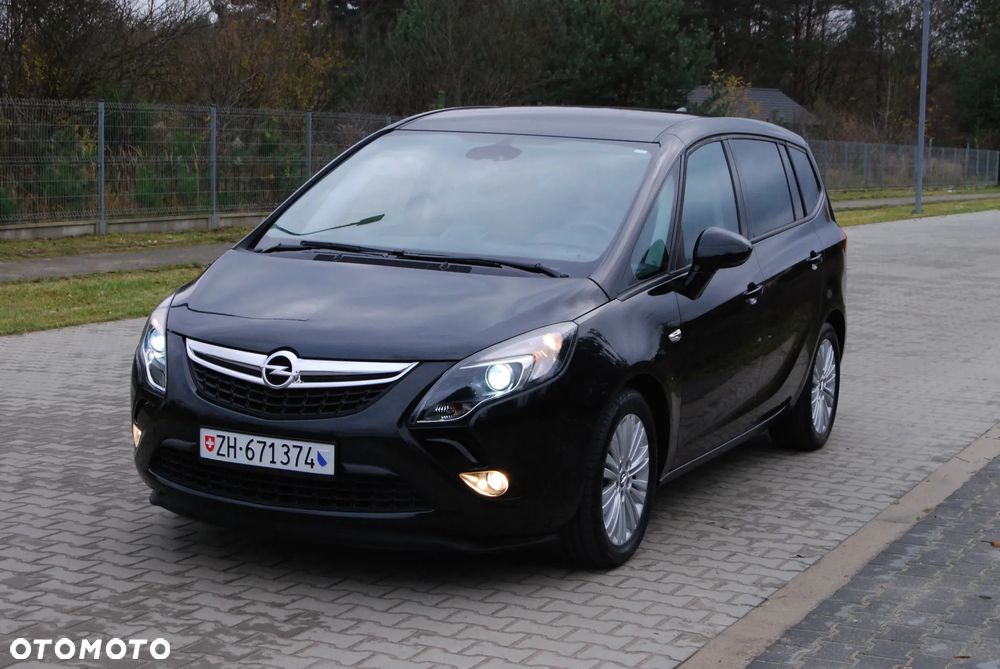 Opel Zafira 1.4 T Cosmo EU6 - 17