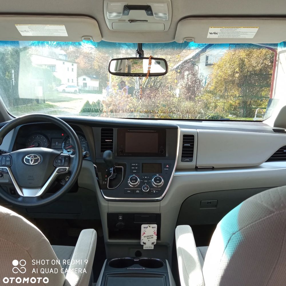 Toyota Sienna ver-3-5-v6-le-awd - 6