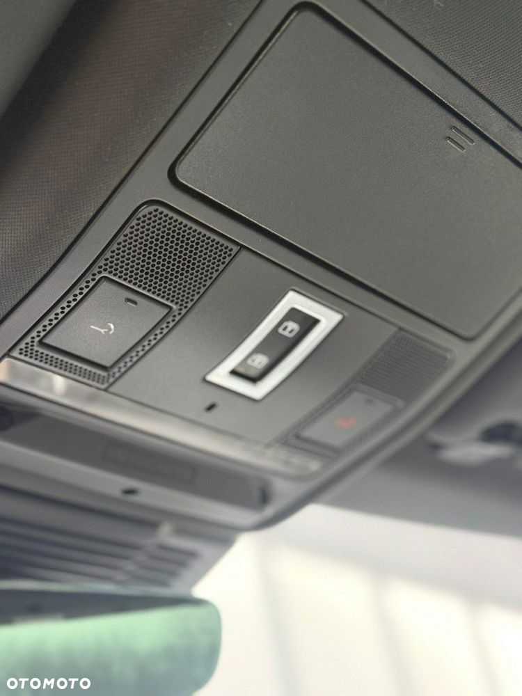 Land Rover Range Rover Evoque - 27