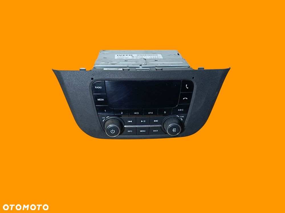 radio fabryczne mp3 fm dab bluetooth iveco daily 14+ - 1