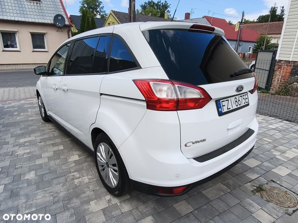 Ford Grand C-MAX - 5