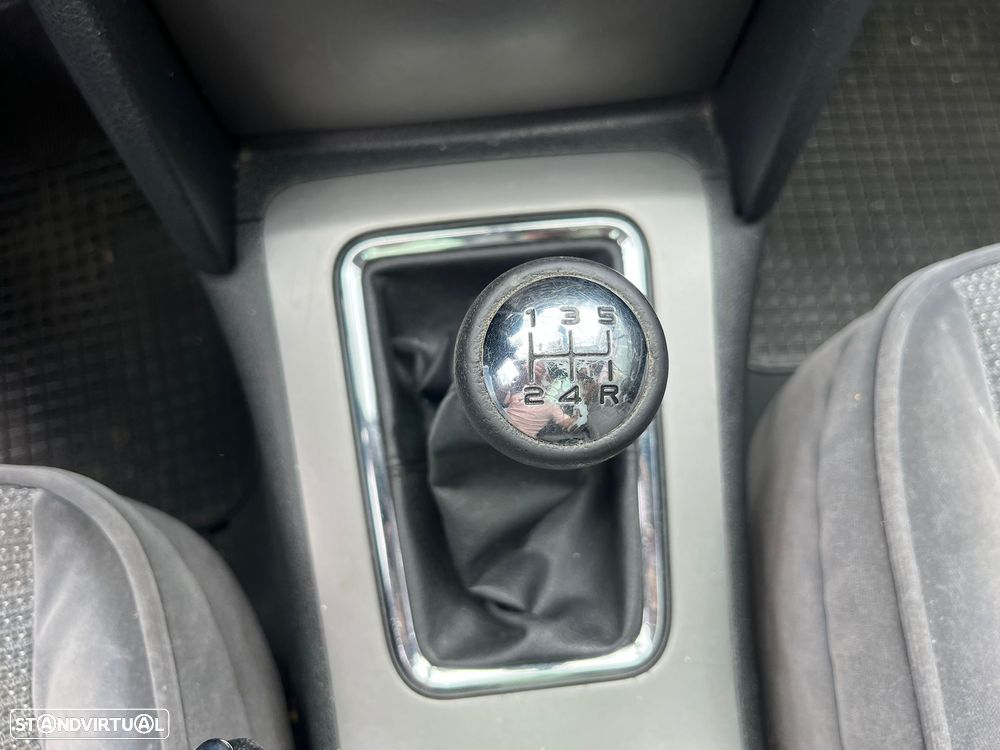 Peugeot 407 SW HDi 110 Sport - 14